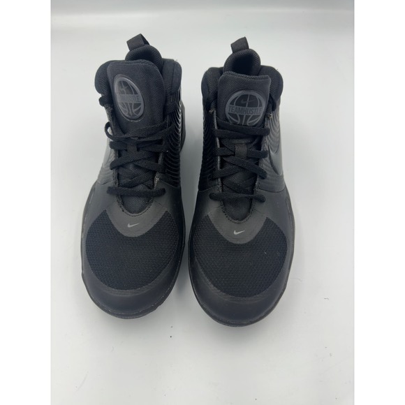 Nike Team Hustle D 9 - Youth's Athletic Companion AQ4224-010 (US Size 6Y) - Picture 1 of 5